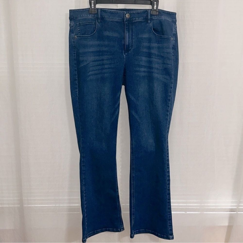 J. Jill 16 Authentic Fit Bootcut Medium Wash Stretch Denim Jeans
